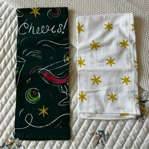 NWOT Crofton Tea Towels Set | Cheers Kitchen Decor